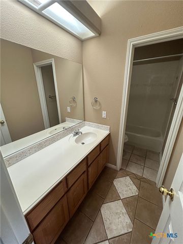 1771 Oak Glen, New Braunfels, TX 78132