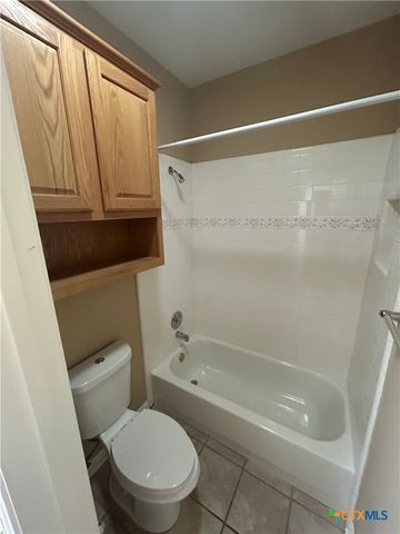 1771 Oak Glen, New Braunfels, TX 78132