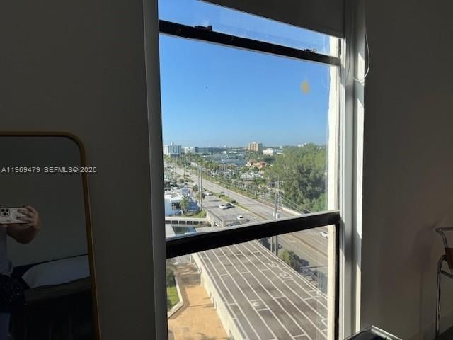 13499 Biscayne Blvd 902, North Miami, FL 33181