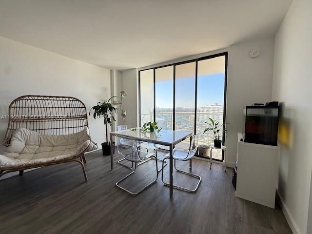 13499 Biscayne Blvd 902, North Miami, FL 33181