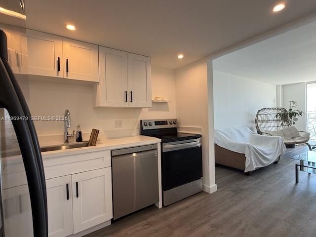 13499 Biscayne Blvd 902, North Miami, FL 33181