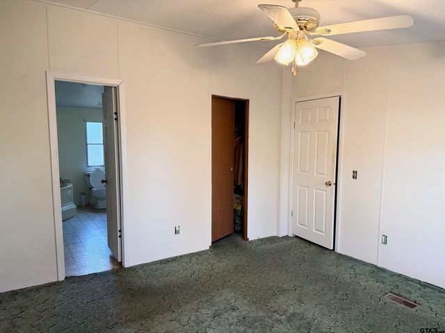 5744 E State Highway 21, Crockett, TX 75835