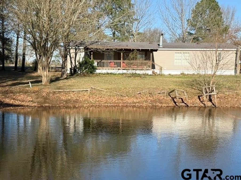 5744 E State Highway 21, Crockett, TX 75835