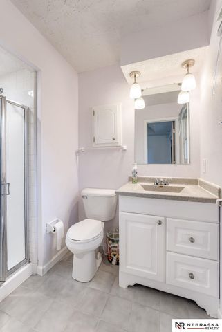 5618 N 116th Avenue Circle, Omaha, NE 68164