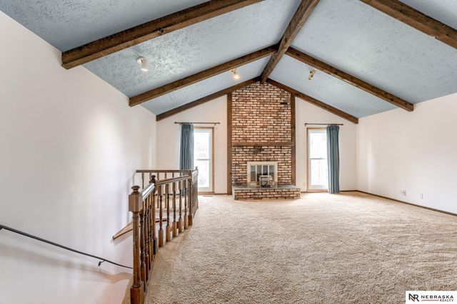 5618 N 116th Avenue Circle, Omaha, NE 68164