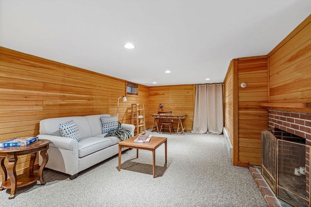 20 Joseph Reed Lane, Acton, MA 01720