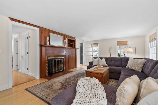 20 Joseph Reed Lane, Acton, MA 01720