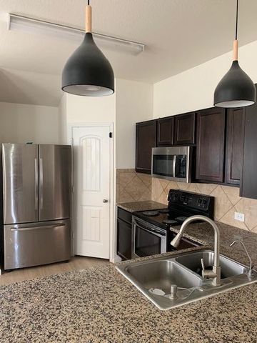 6120 Diamondleaf BND, Austin, TX 78724