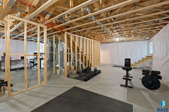 6749 W Viola Ct Court, Sioux Falls, SD 57107