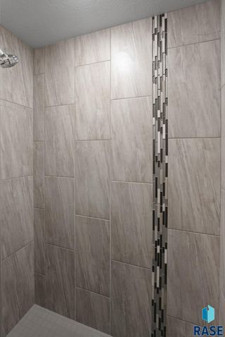 6749 W Viola Ct Court, Sioux Falls, SD 57107