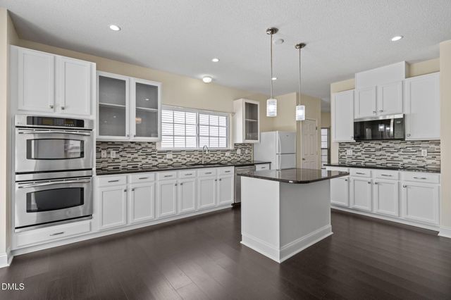 513 Thistlegate Trail, Raleigh, NC 27610