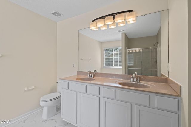 513 Thistlegate Trail, Raleigh, NC 27610