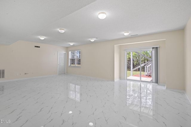 513 Thistlegate Trail, Raleigh, NC 27610