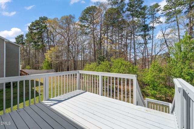 513 Thistlegate Trail, Raleigh, NC 27610
