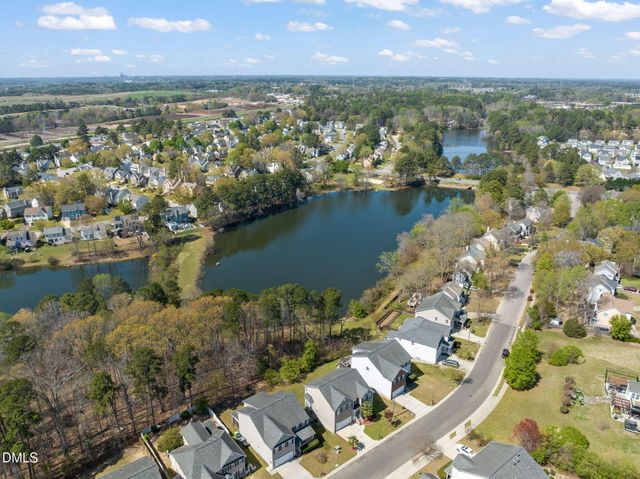 513 Thistlegate Trail, Raleigh, NC 27610