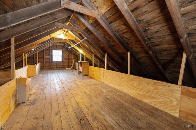 142 Maxwell Avenue, Syracuse, NY 13207