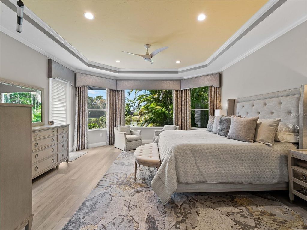 Image 17 of property listing at 8316 ABINGDON COURT, Bradenton, FL 34201