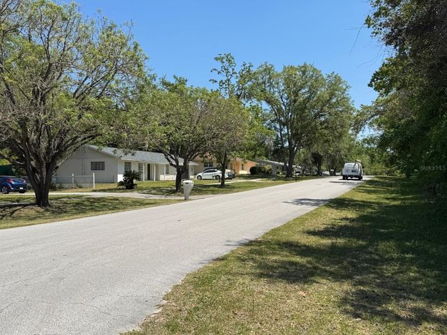 9146 N GOLFVIEW DRIVE, Citrus Springs, FL 34434