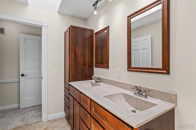 1117 Woodleaf Drive, O'fallon, IL 62269