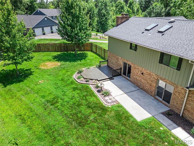 1117 Woodleaf Drive, O'fallon, IL 62269