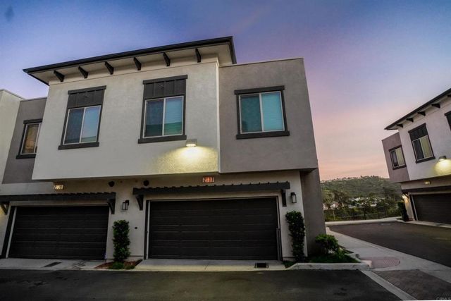 2137 Solara Lane, Vista, CA 92081