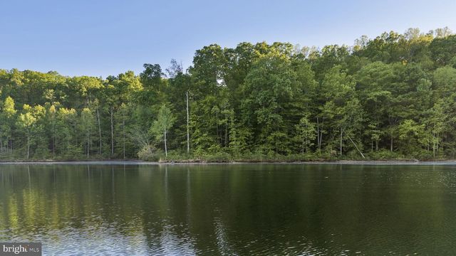 225 RAVEN RD, Bumpass, VA 23024