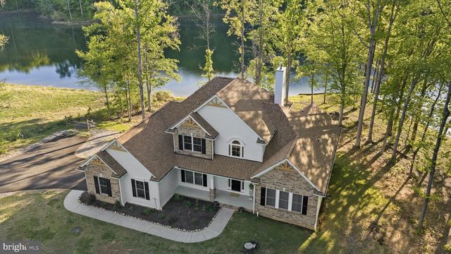 225 RAVEN RD, Bumpass, VA 23024