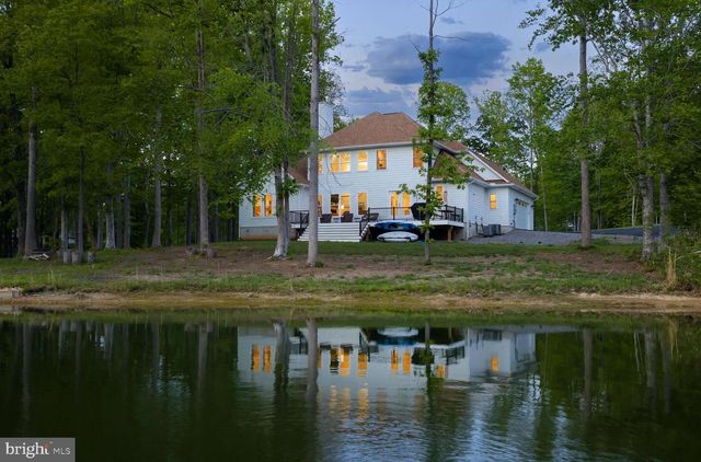 225 RAVEN RD, Bumpass, VA 23024