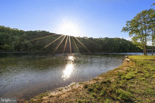 225 RAVEN RD, Bumpass, VA 23024