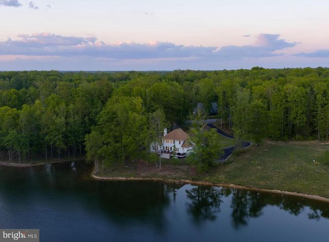 225 RAVEN RD, Bumpass, VA 23024