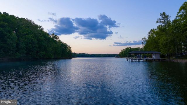 225 RAVEN RD, Bumpass, VA 23024
