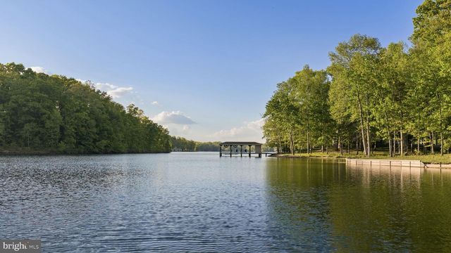 225 RAVEN RD, Bumpass, VA 23024