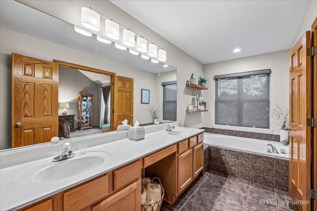 1173 Sandalwood Lane, Crystal Lake, IL 60014