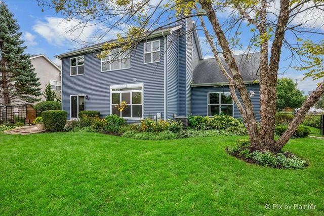 1173 Sandalwood Lane, Crystal Lake, IL 60014