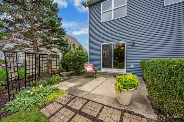 1173 Sandalwood Lane, Crystal Lake, IL 60014