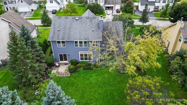 1173 Sandalwood Lane, Crystal Lake, IL 60014