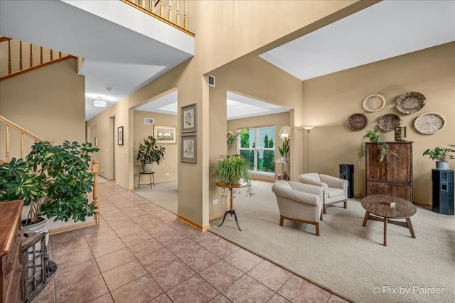 1173 Sandalwood Lane, Crystal Lake, IL 60014