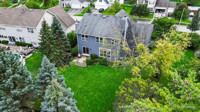1173 Sandalwood Lane, Crystal Lake, IL 60014