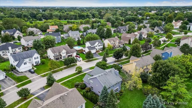 1173 Sandalwood Lane, Crystal Lake, IL 60014