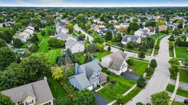 1173 Sandalwood Lane, Crystal Lake, IL 60014