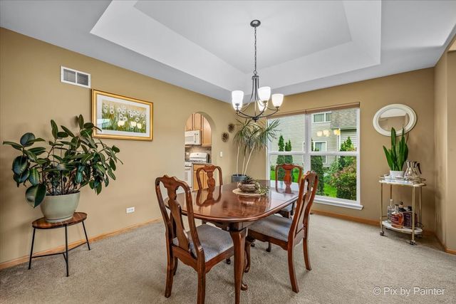 1173 Sandalwood Lane, Crystal Lake, IL 60014