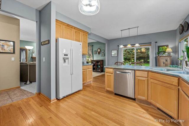 1173 Sandalwood Lane, Crystal Lake, IL 60014