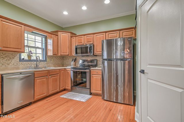 176 Woodmont Avenue, Kingsport, TN 37660