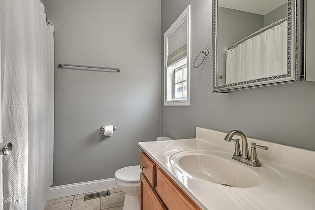 176 Woodmont Avenue, Kingsport, TN 37660