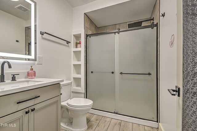 176 Woodmont Avenue, Kingsport, TN 37660