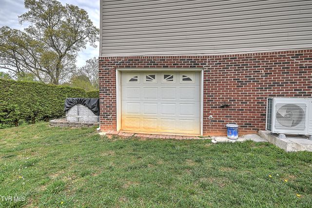 176 Woodmont Avenue, Kingsport, TN 37660