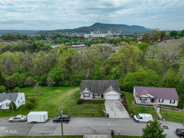 176 Woodmont Avenue, Kingsport, TN 37660