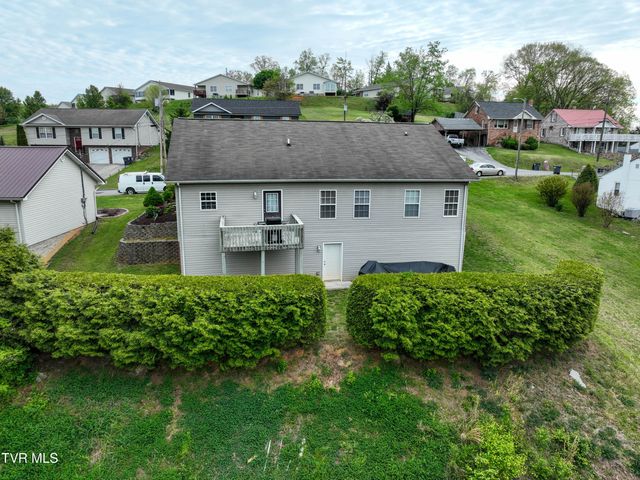 176 Woodmont Avenue, Kingsport, TN 37660