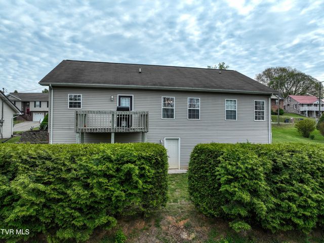 176 Woodmont Avenue, Kingsport, TN 37660