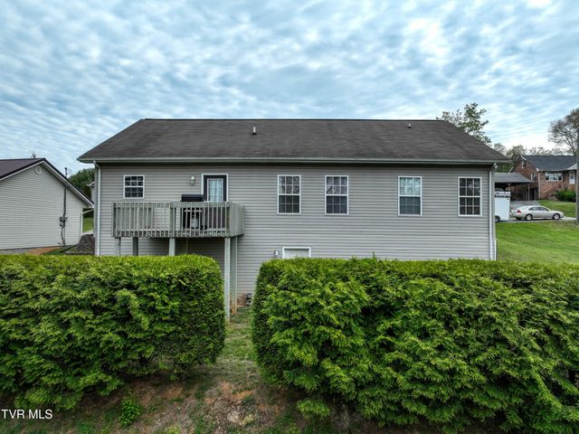 176 Woodmont Avenue, Kingsport, TN 37660